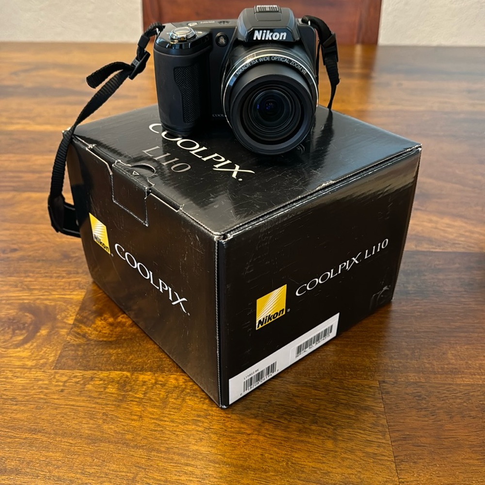 Nikon Coolpix L110 digital camera